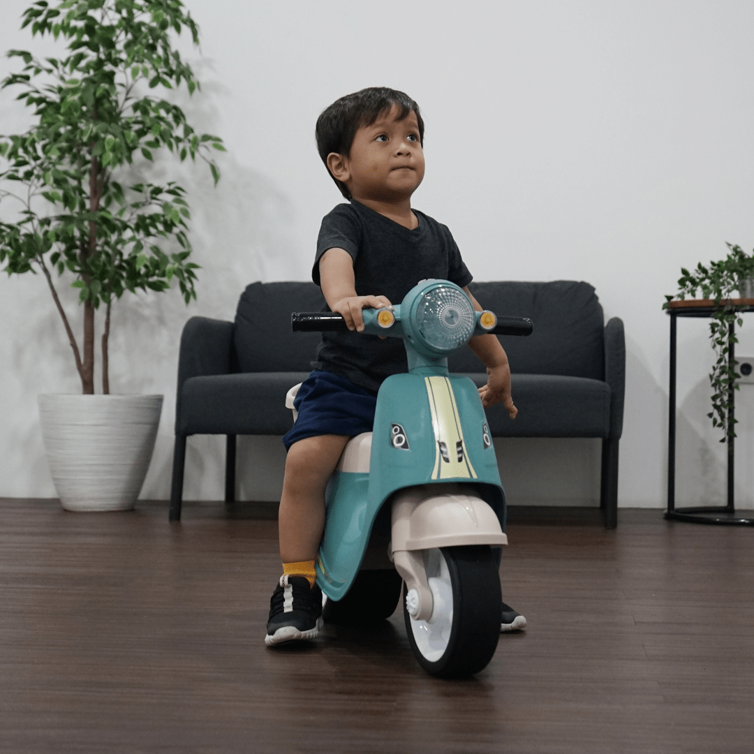 Volta Foot To Floor Balance Push Scooter Green 3+ SHP636 - 8997235031812 Toy Chest Australia 6