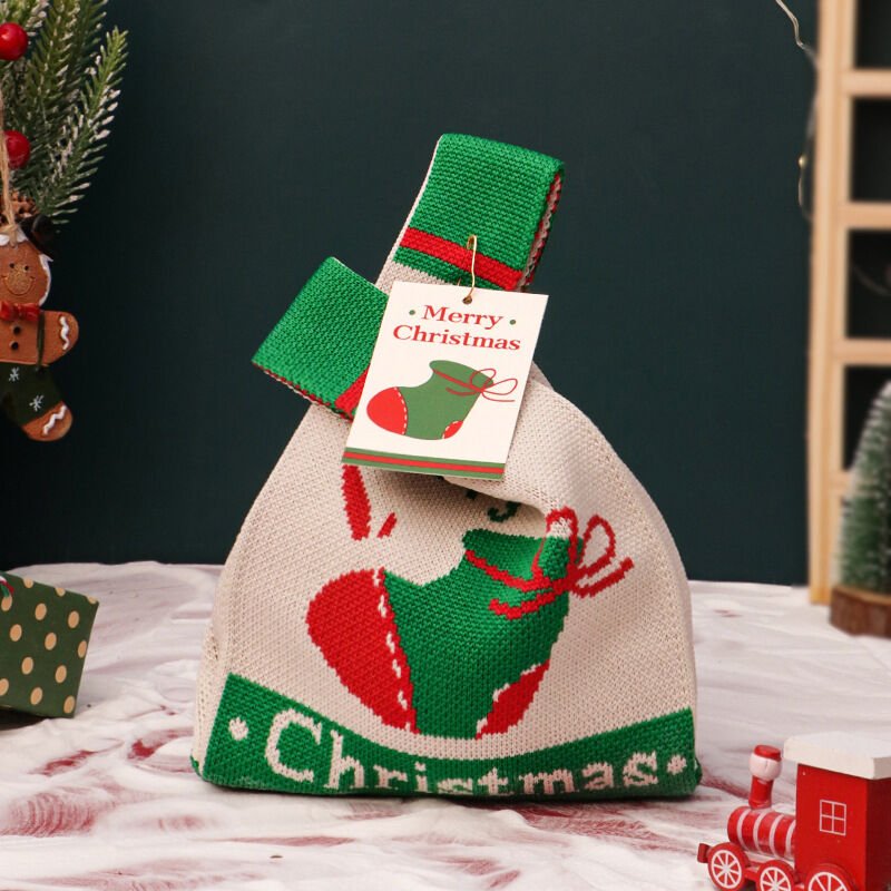 Christmas gift 4 - Pack Christmas Knitted Gift Bags - Small & Big Festive Pouches for Apples, Candies, Christmas Eve Gifting & DecorationProduct（L） 