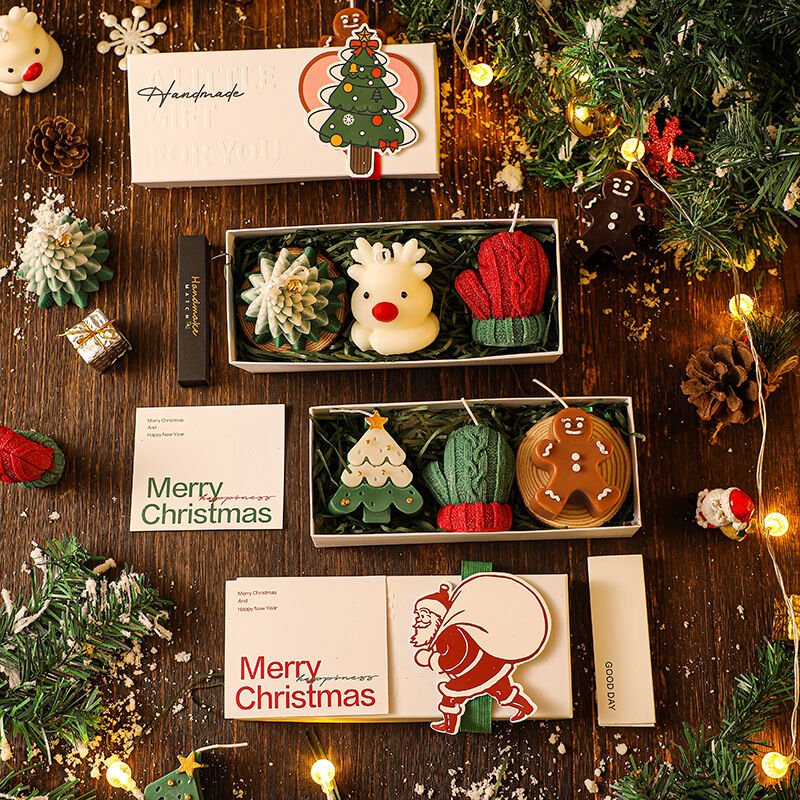 Christmas gift Handmade Aussie Christmas Scented Candle Set - Random Festive Designs (Reindeer, Tree, Gingerbread & More) for Gifting & Decor Product Description