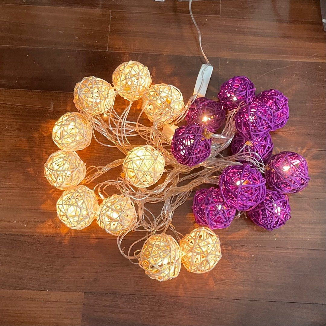 1 Set of Purple n White 5cm Rattan Cane 20 Ball Battery Powered 3m String Lights Christmas Gift Home Wedding Party Bedroom Decoration Table Centrepiece