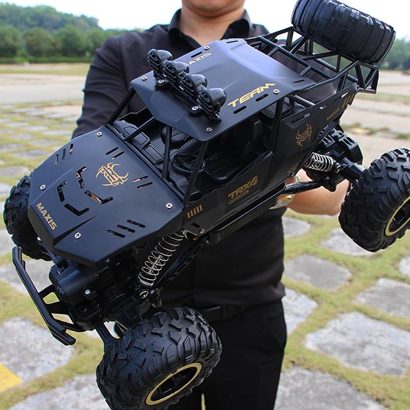 Off - road Climbing Car with 2.4ghz Remote Control and Double Motors - Black