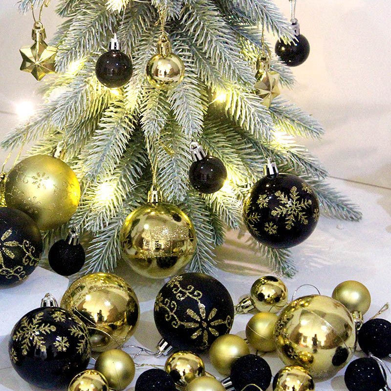 Black and red 44 - Piece Assorted Christmas Baubles Set with Elegant Designs in Wooden Gift Box - 3 - 6cm Decorative Ornaments for Tree, Home & Holiday Display