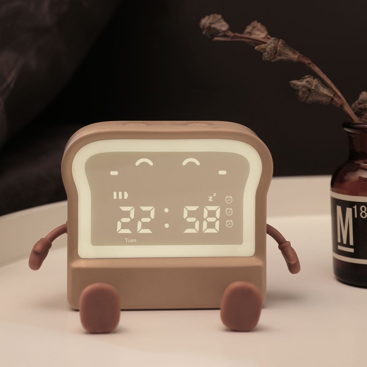 Adorable Toast - Shaped Digital Alarm Clock with Night Light & Phone Stand - Multifunctional Kids Clock(brown)