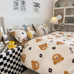Cartoon Bear 4 - Piece Bedding Set with Comforter and Pillowcases for Kids - Soft and Cute Bed Linen (Comforter 150x200cm, Bed Sheet 160x230cm, Pillowcases 48x47cm)