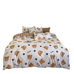 Cartoon Bear 4 - Piece Bedding Set with Comforter and Pillowcases for Kids - Soft and Cute Bed Linen (Comforter 150x200cm, Bed Sheet 200x230cm, Pillowcases 48x47cm)