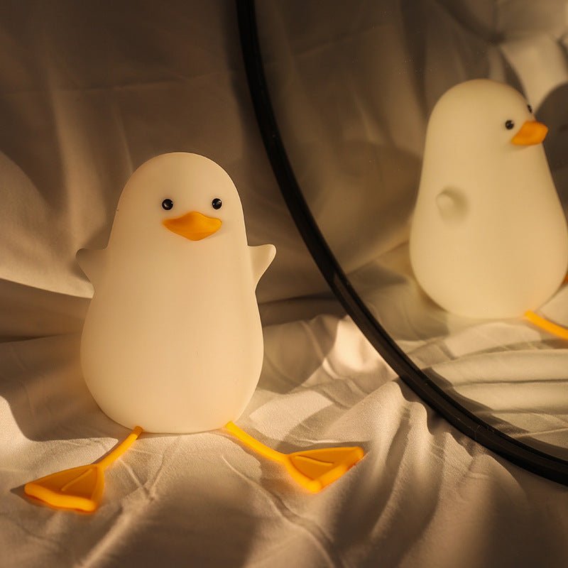 Cute Gull Silicone Night Light - Tap Control, USB Rechargeable, Kids Bedroom (Warm light three - speed yellow mouth)